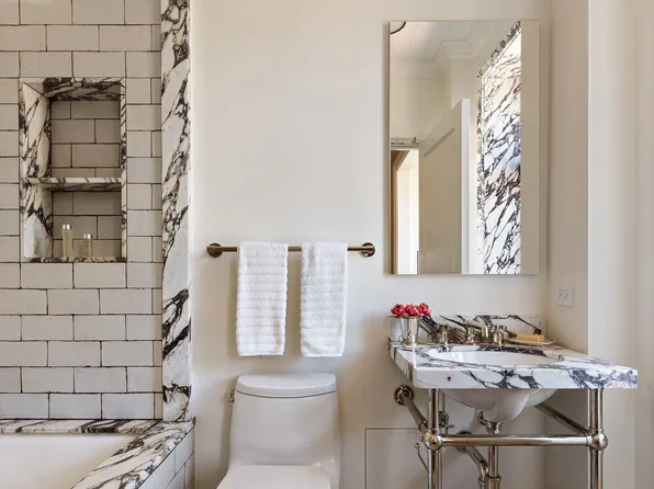 150 East 73rd Street image 19 of 28