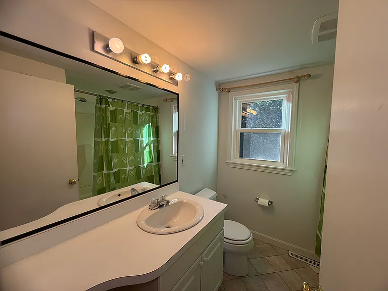 45 Richardson St — Photo 13