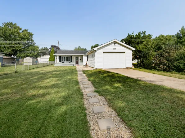 459 N Wabash Ave, Bradley, IL 60915