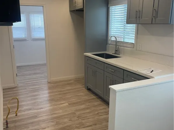 310 E 81st St, Los Angeles, CA 90003