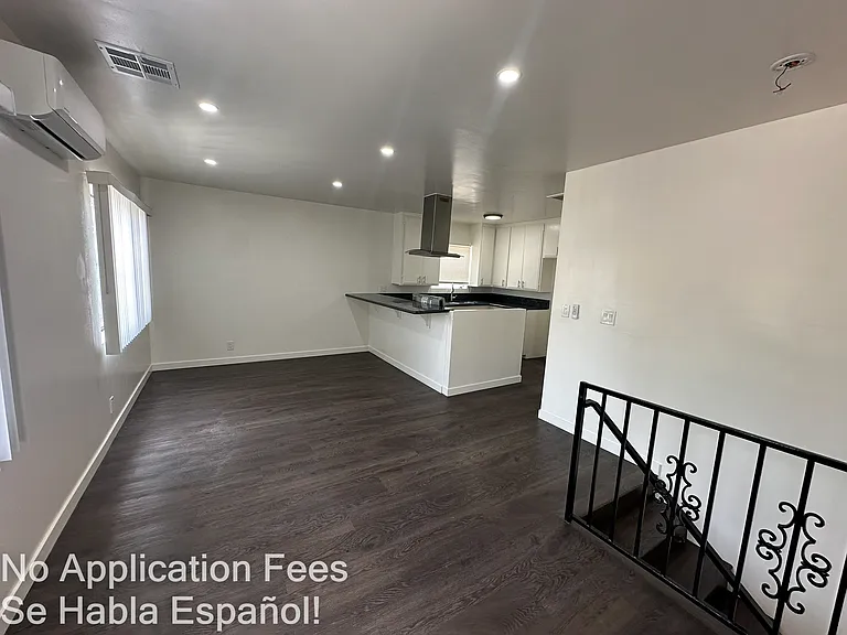 1415 Seward St — Photo 8
