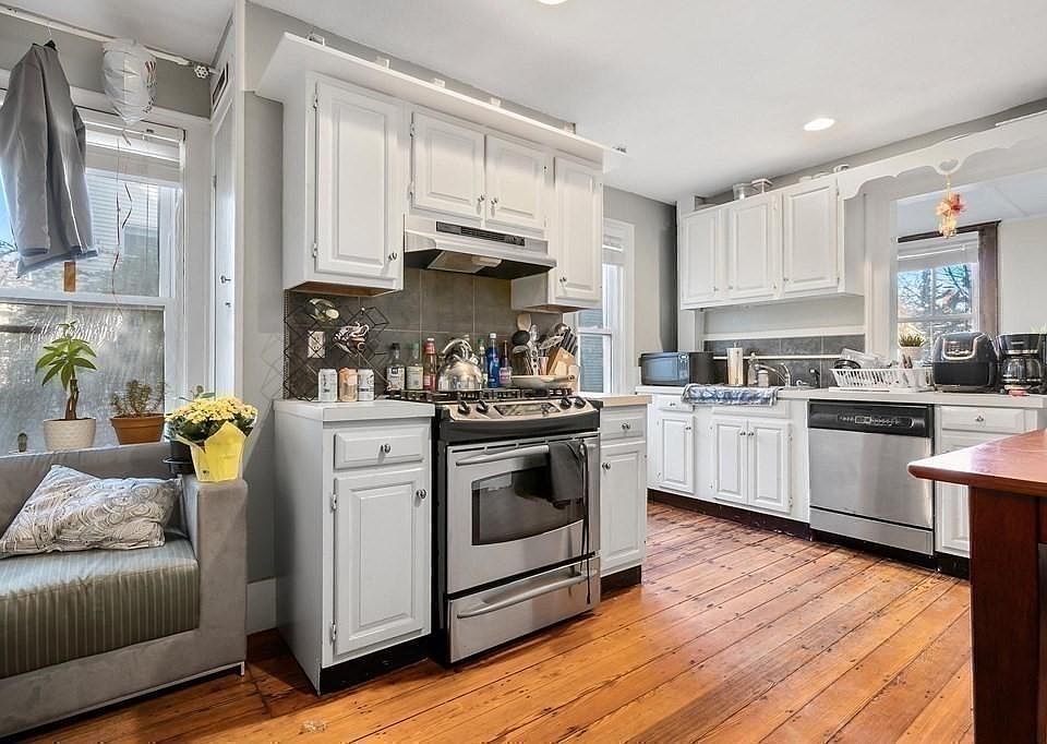 1st image of 11 Rockland St #B