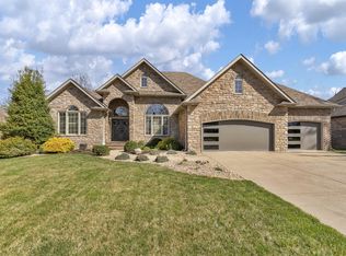 4143 E Gastonbury St, Springfield, MO 65809