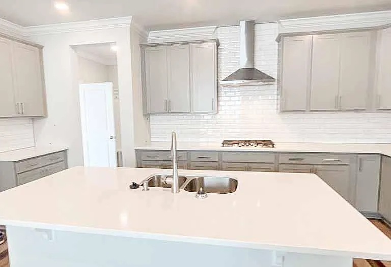 717 Grayson Ridge Ln — Photo 6
