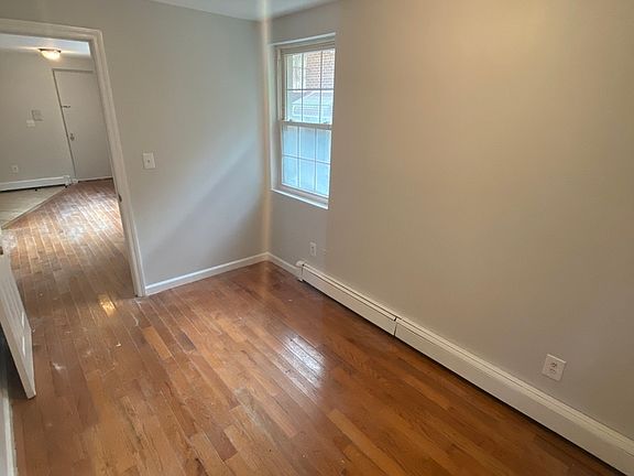 3rd image of 2057 Story Ave #1R