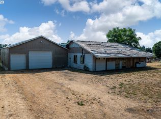 52530 Bird Rd, Scappoose, OR 97056