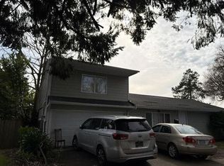 10300 NE Hassalo St, Portland, OR