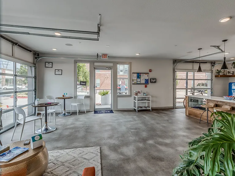 THRIVE Jenks - Leasing Office
