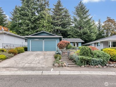 24816 11th Avenue S, Seattle, WA, 98198