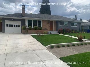 9908 SE Lincoln St, Portland, OR 97216
