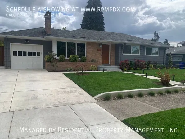 9908 SE Lincoln St, Portland, OR 97216