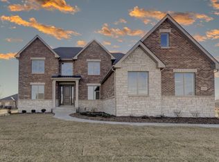 454 Donna Dr, Munster, IN 46321