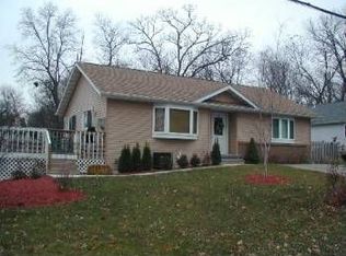 N3151 Larch Rd, Lake Geneva, WI 53147