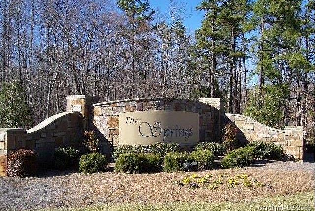 1st image of 302 Sirocco Dr