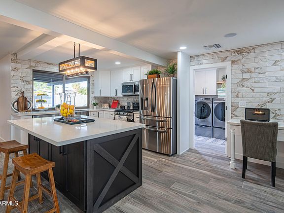 4th image of 3402 E SUNNYSIDE Drive