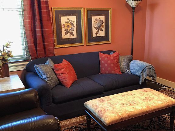 3rd image of 1815 Monument Ave APT 1