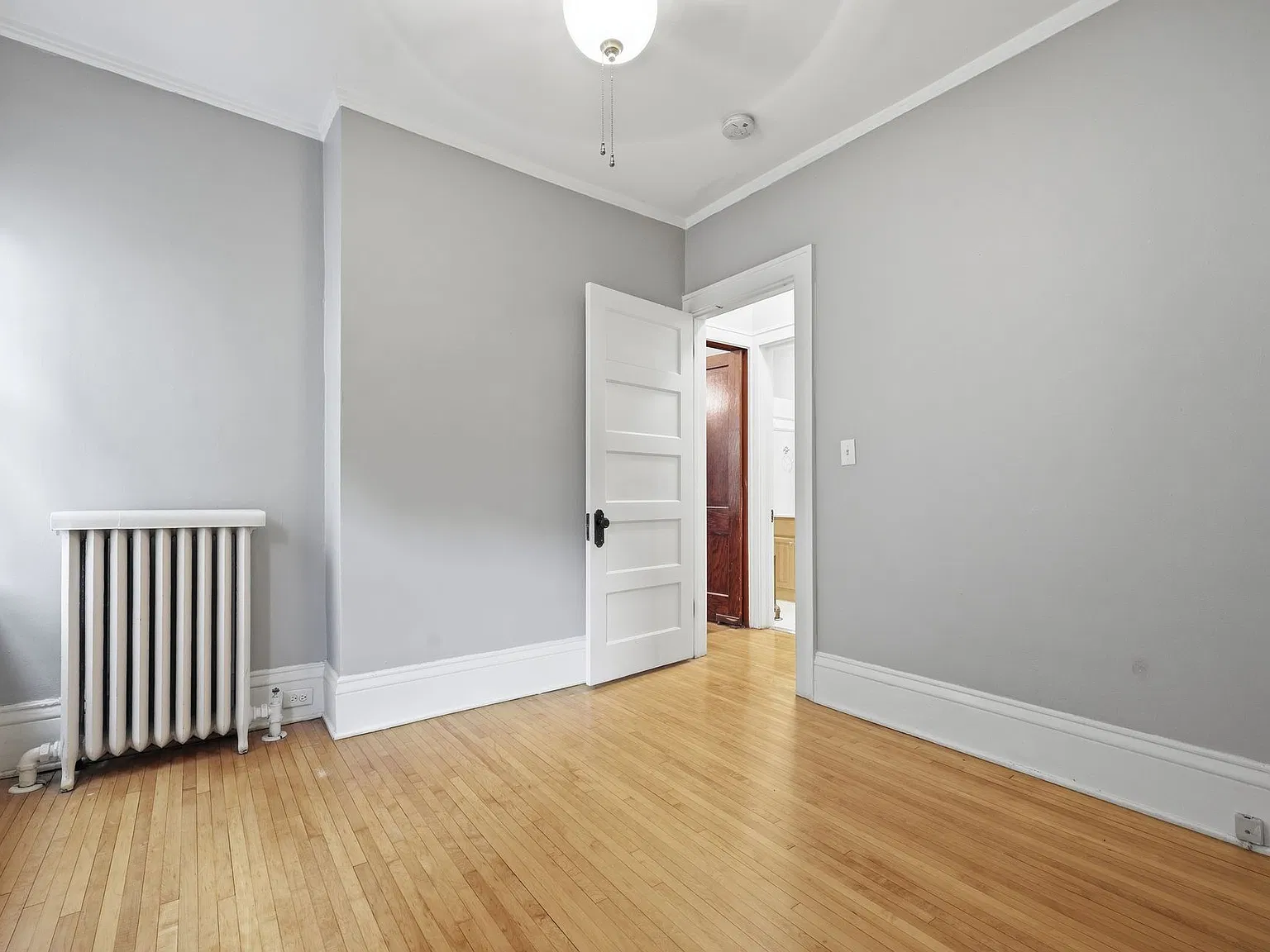 1899 Selby Avenue — Photo 3
