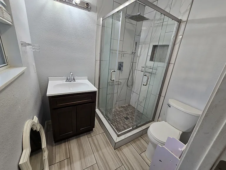 701 Chandler Dr — Photo 10