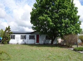 26513 E Nebraska Ave, Newman Lake, WA 99025