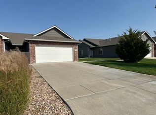 5512 N Edwards Cir, Wichita, KS 67204