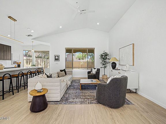 3rd image of 9047 E ROCKWOOD Drive