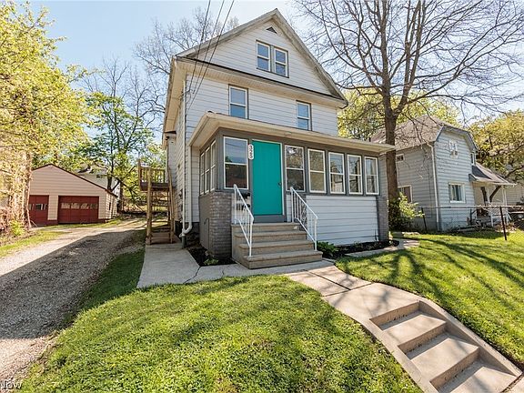 3rd image of 325 Para Ave