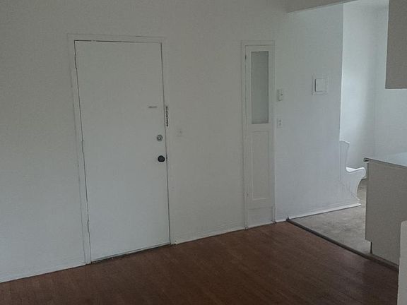 3rd image of 1110 Euclid Ave APT 7