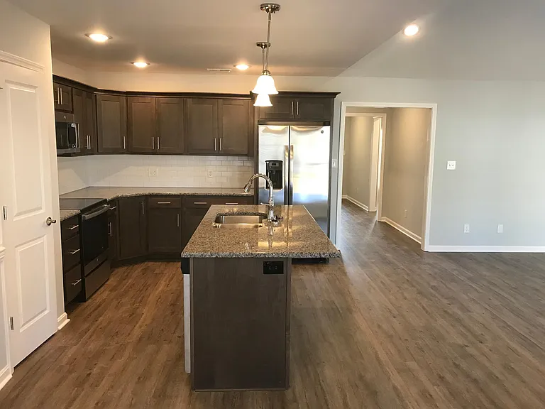 7812 Annalisa Dr — Photo 6