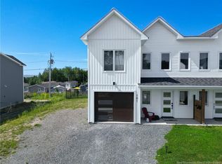 101 Glennorth St, Fredericton, NB E3G0A6