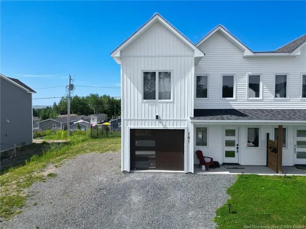 101 Glennorth St, Fredericton, NB E3G 0A6
