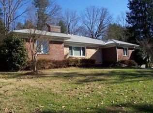 241 Tremont Park Dr SE, Lenoir, NC 28645