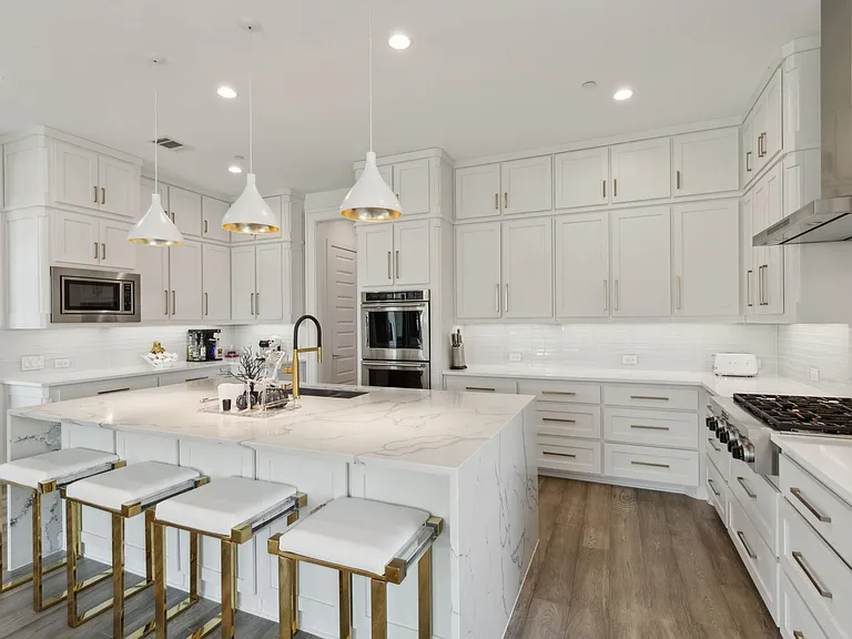 3785 Hamilton Heights Ave — Photo 8