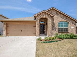 8616 Fawn Hill Ct, Fort Worth, TX 76134