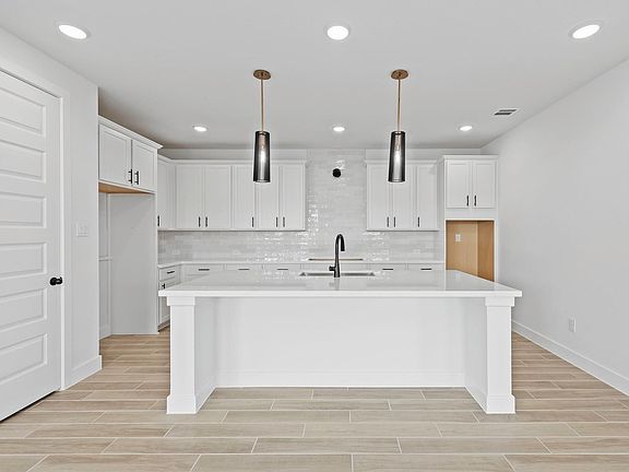 5th image of 26718 Stardust Meadow Ct