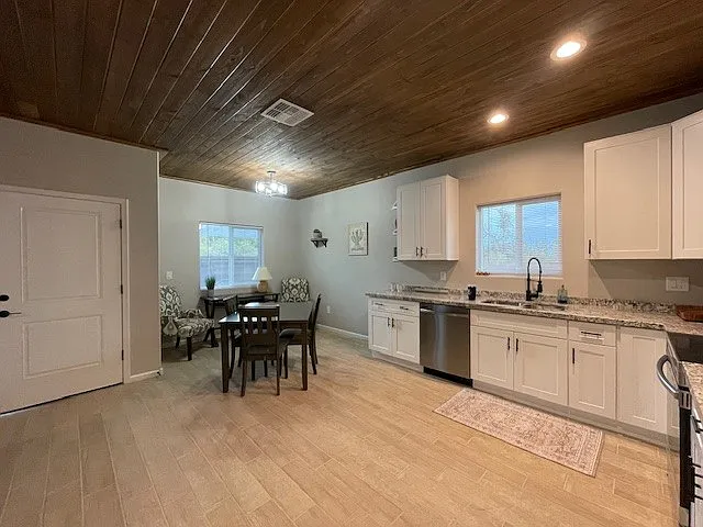 4745 N Melpomene Way — Photo 3