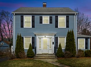 75 Russell St, Hamden, CT 06517