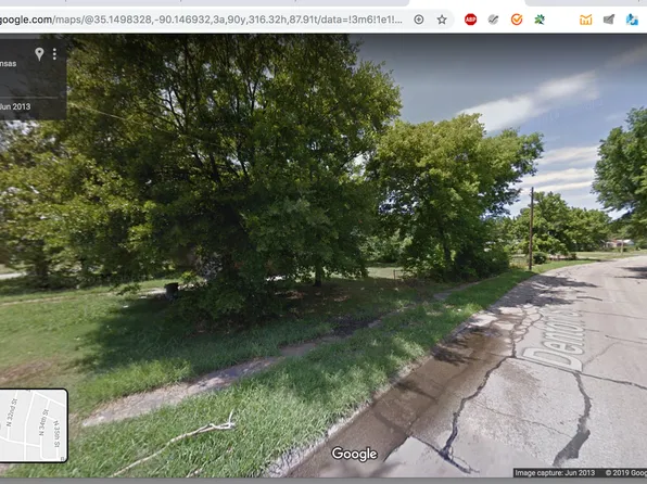 403 Denton St, West Memphis, AR 72301