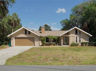 4951 S Driftwood Way, Homosassa, FL 34448