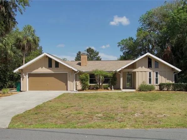 4951 S Driftwood Way, Homosassa, FL 34448