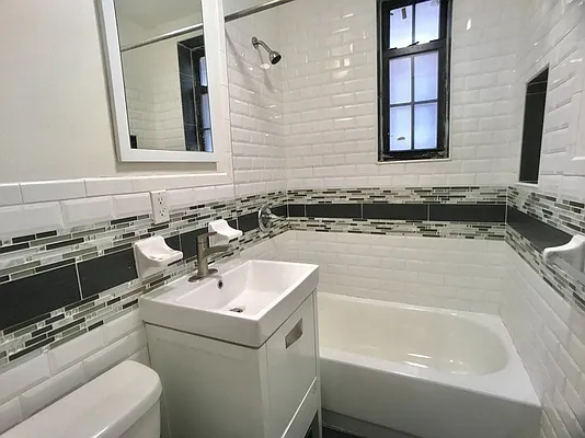 Rented by Bohemia Realty Group | media 23