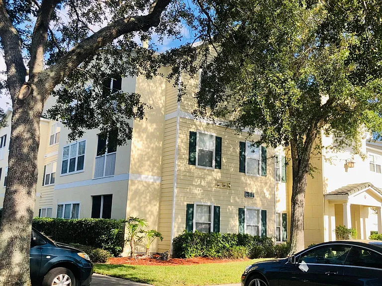 18319 Bridle Club Dr — Photo 1