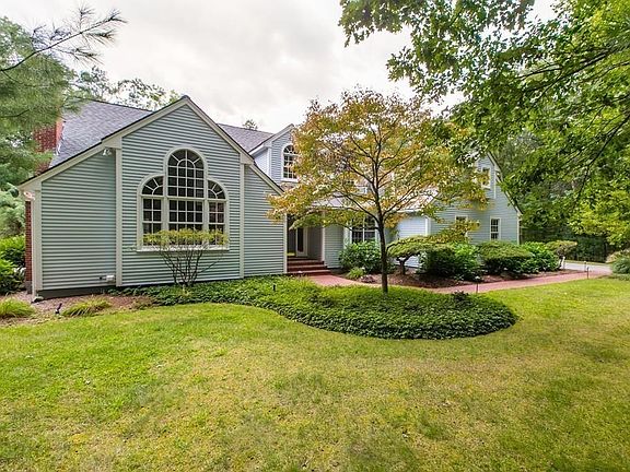 2nd image of 29 Wildwood Dr
