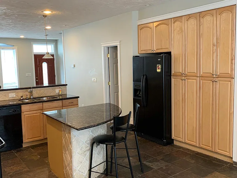 1819 Larkins Way — Photo 31