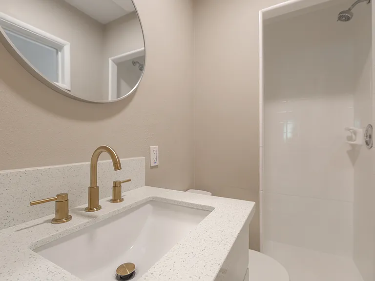 3728 SE 49th Ave — Photo 3