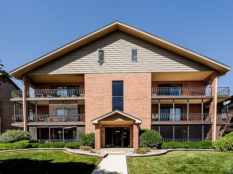 1st image of 16742 Paxton Ave APT 1N