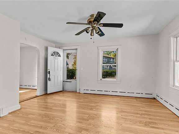3rd image of 202 Urban Ave