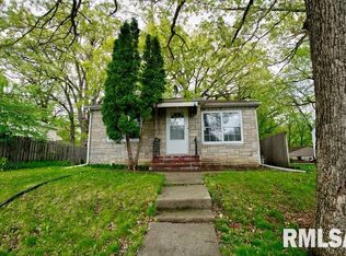 942 25th St, Moline, IL 61265