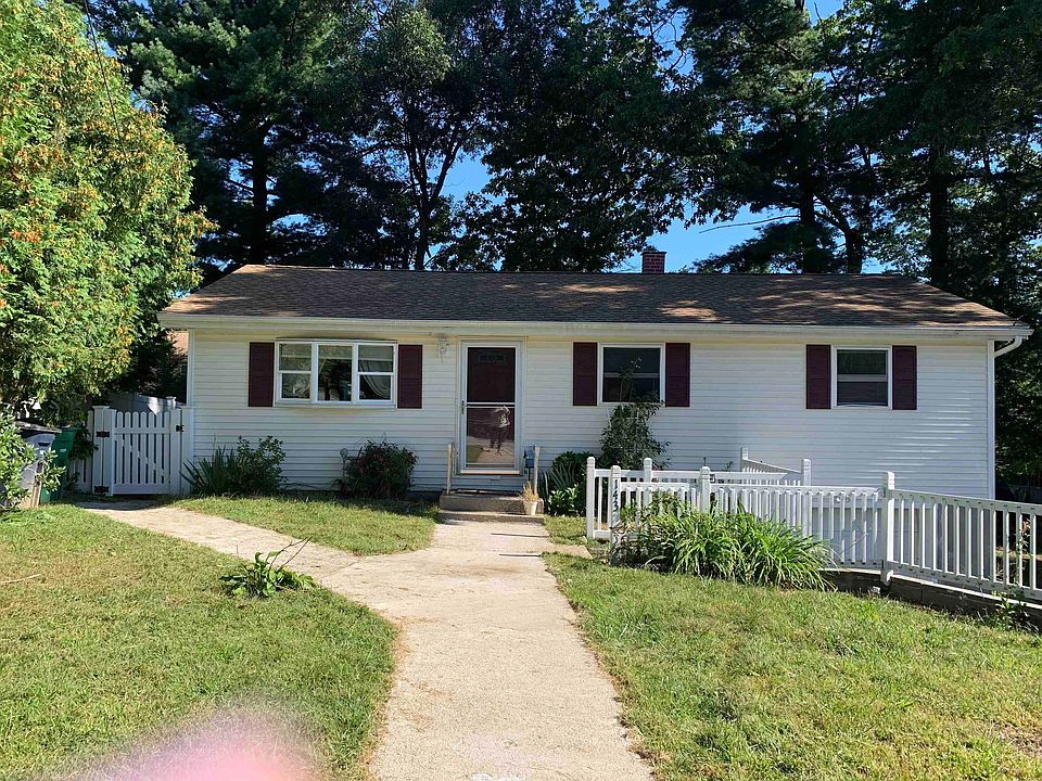 1st image of 143 Westwood Dr