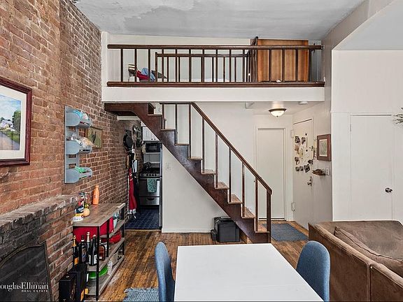 4th image of 114 W 73rd St APT 4B