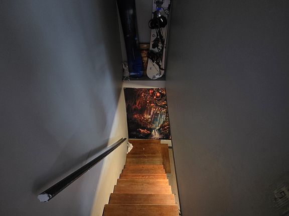 2nd image of 41 Reese Cir